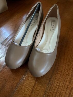 Journee Collection Taupe Round-Toe Ballet low heel